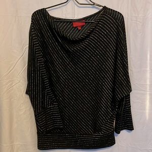 Jennifer Lopez Black and Gold XL 3/4 Length Sleeve